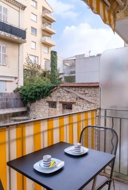3 Pieces- Vieux Port- Terrasse - Parking Possible Lejlighed Cannes Eksteriør billede